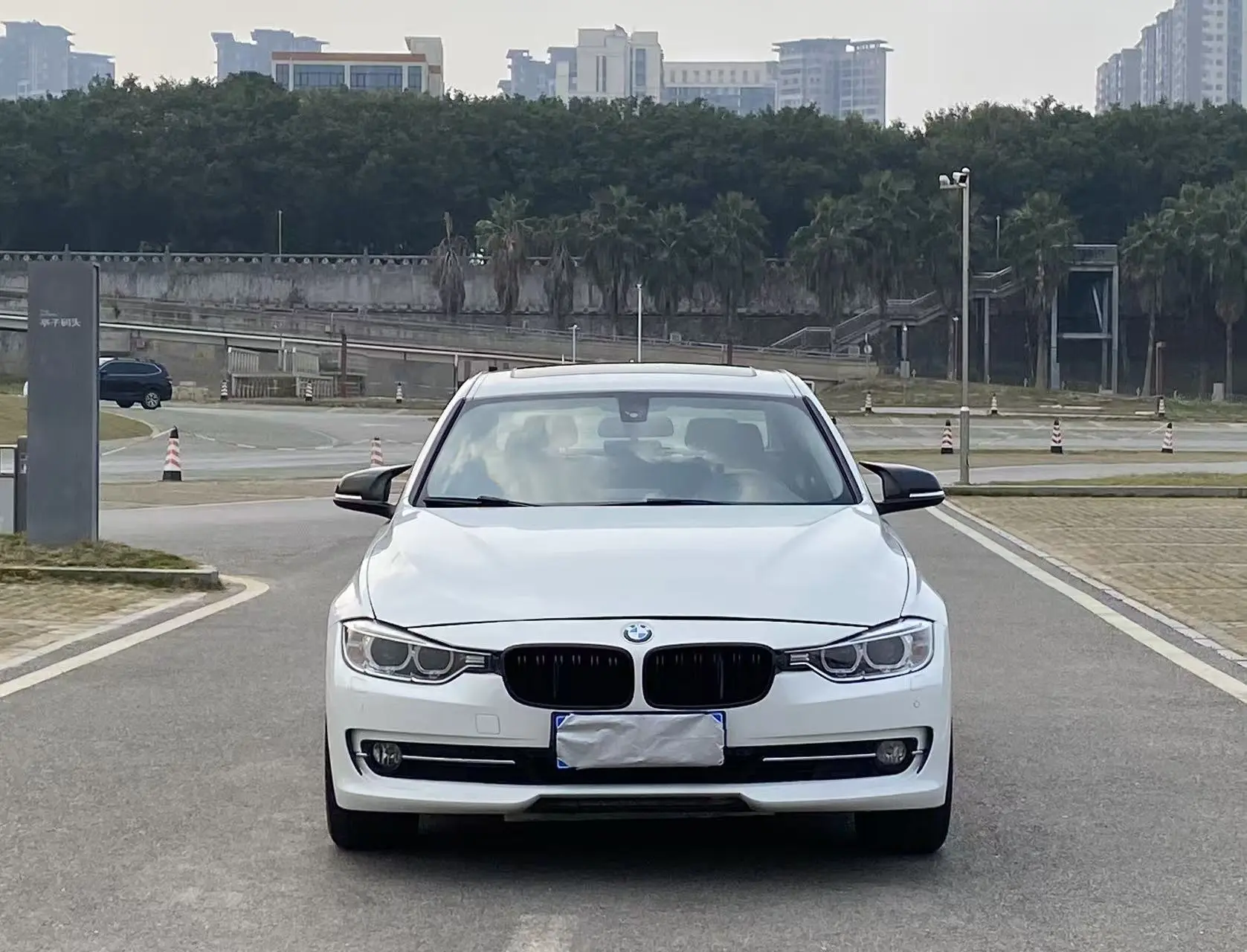 BMW 3 Series  из Китая