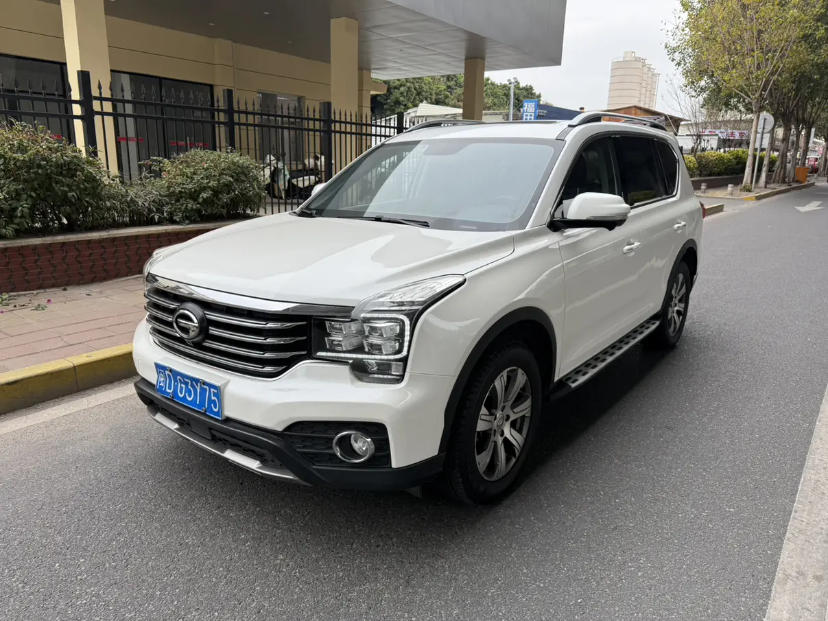 GAC Trumpchi GS7  из Китая