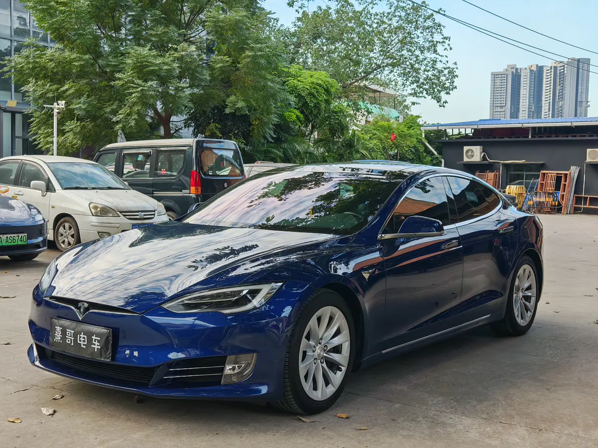 Tesla Model S  из Китая