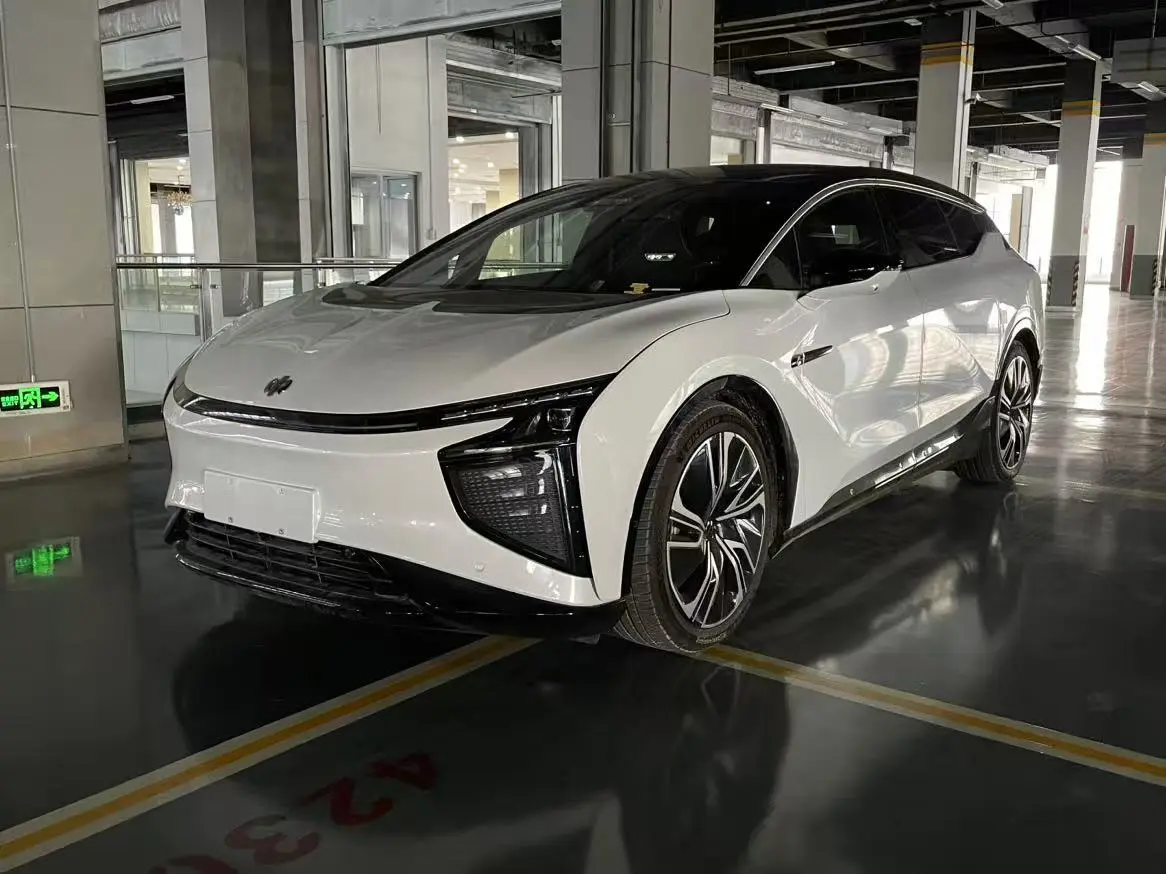 HiPhi X  из Китая