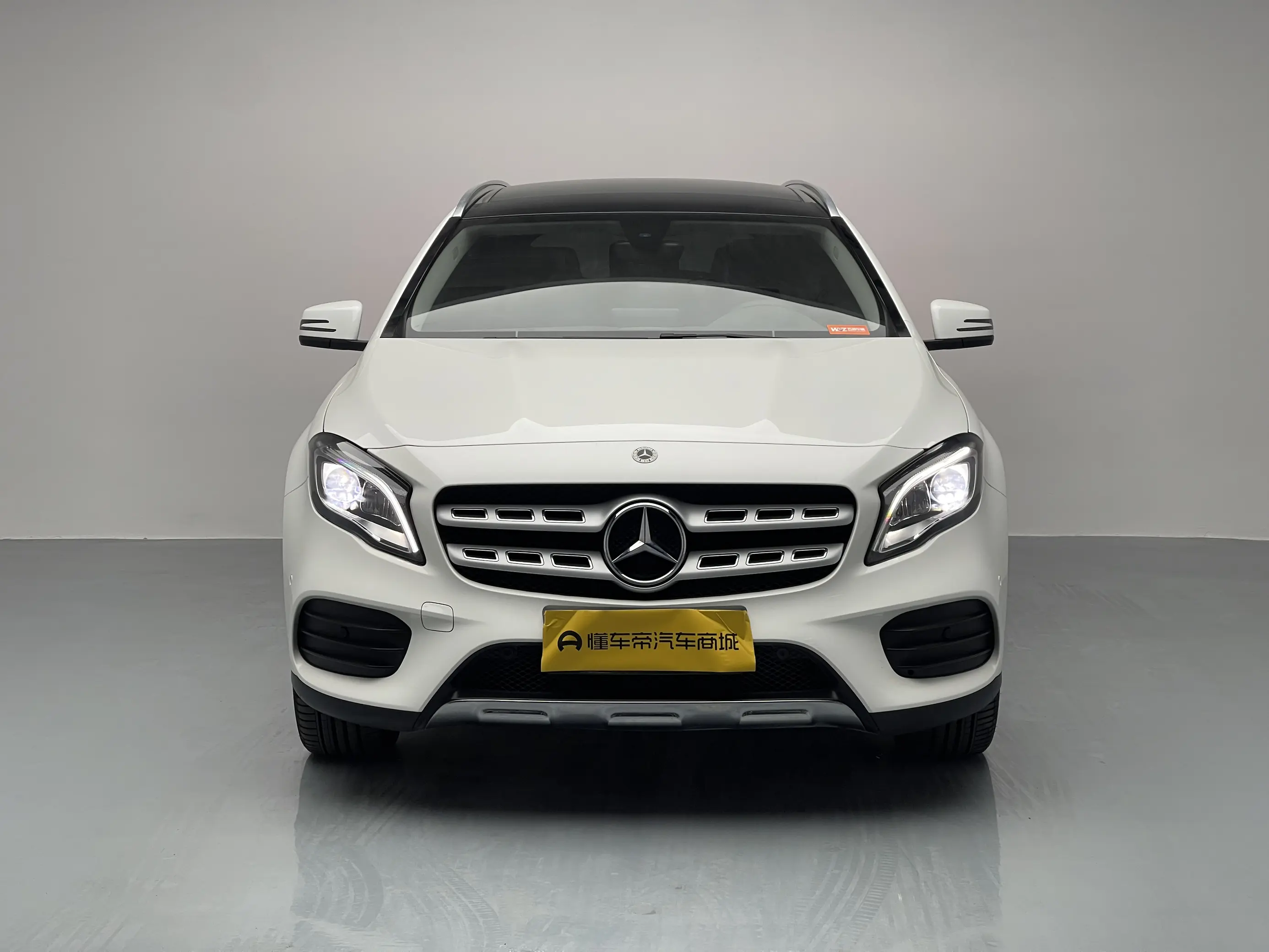Mercedes-Benz GLA  из Китая