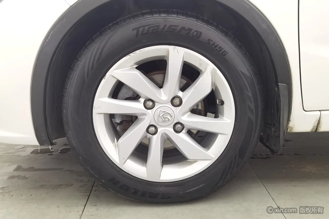 Baojun 310W  из Китая