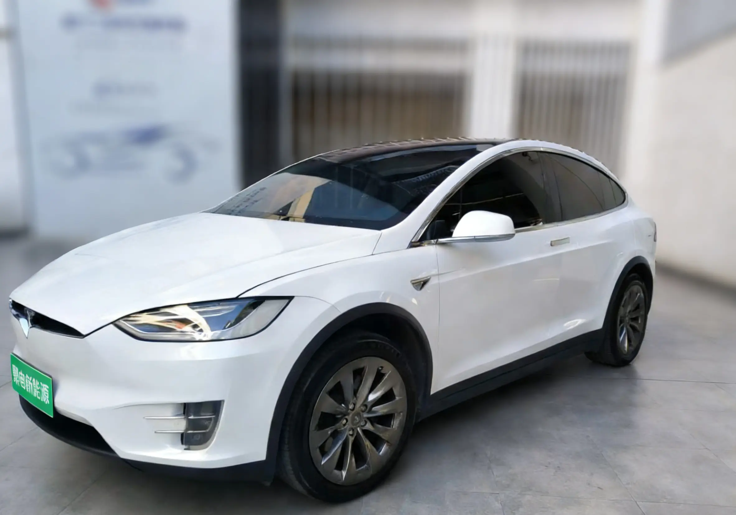 Tesla Model X  из Китая