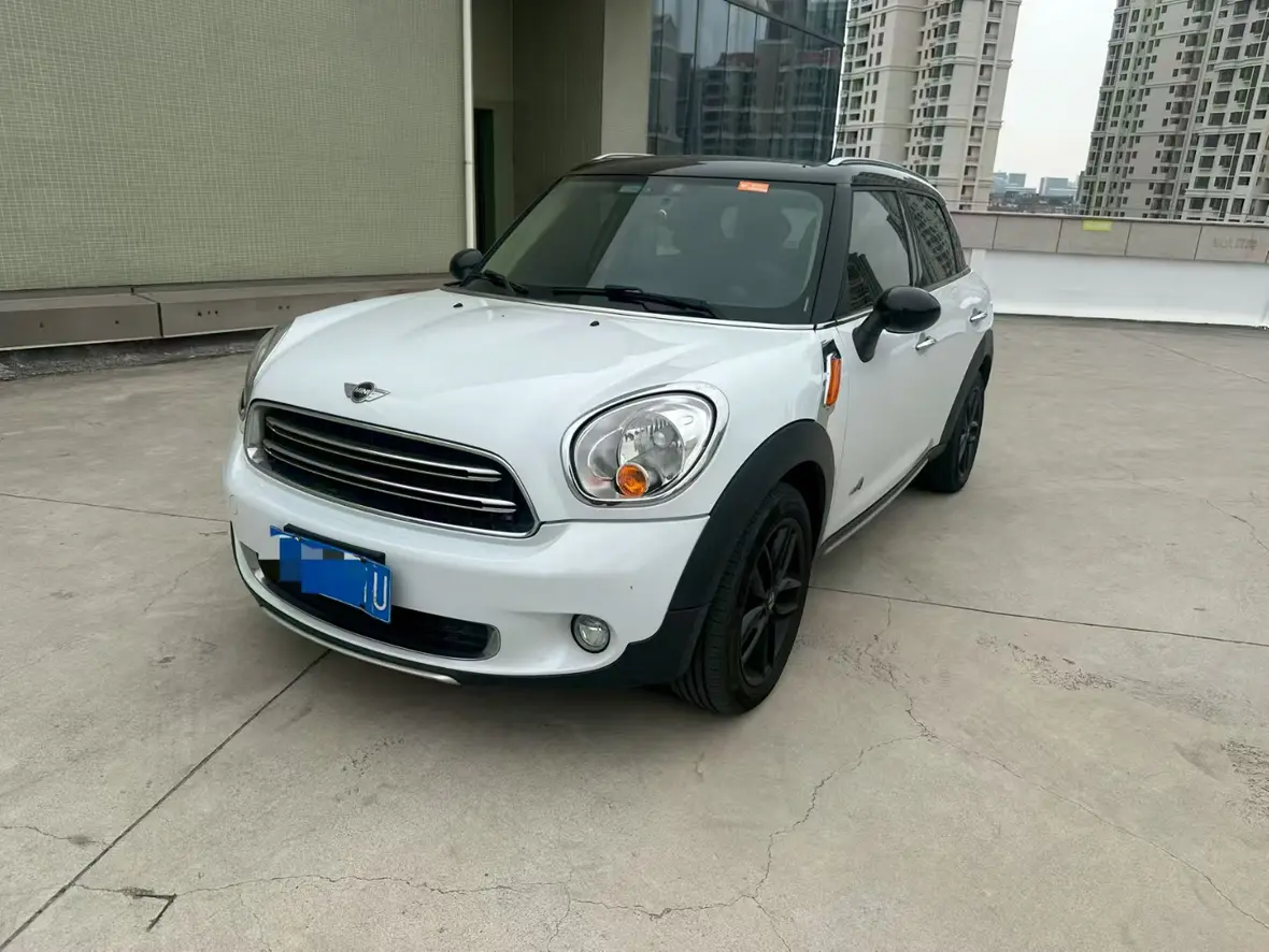 MINI COUNTRYMAN
