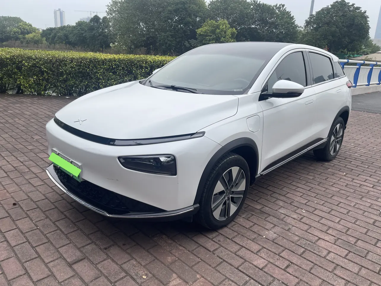 Xpeng G3  из Китая