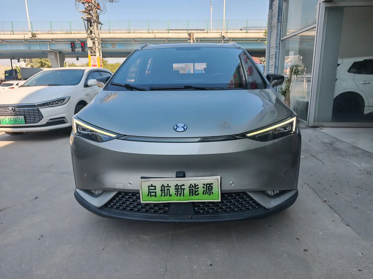 HYCAN Hechuang Z03  из Китая