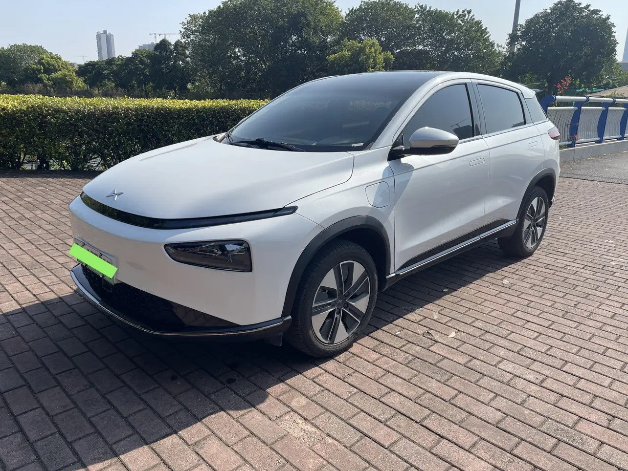 Xpeng G3  из Китая