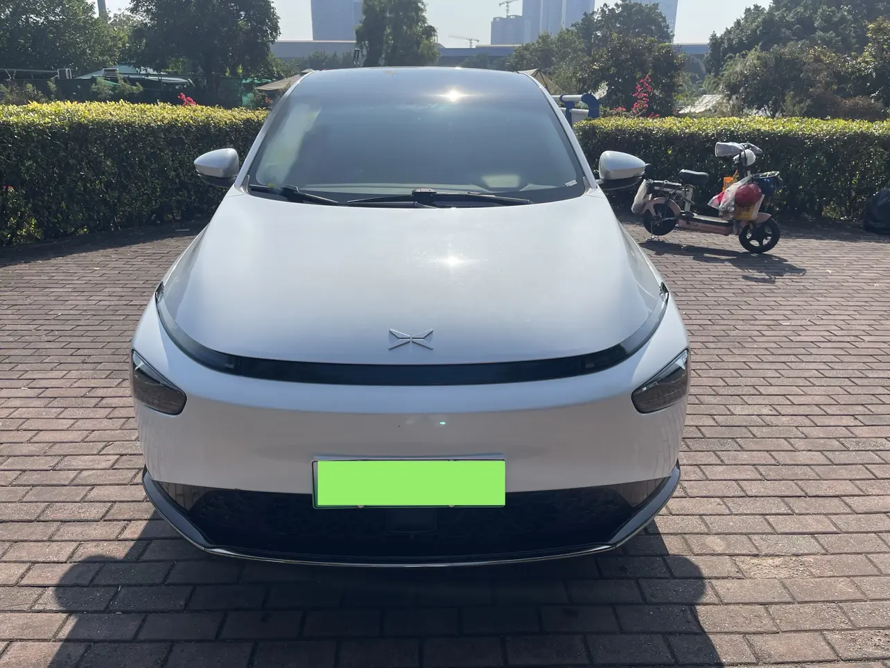 Xpeng G3  из Китая