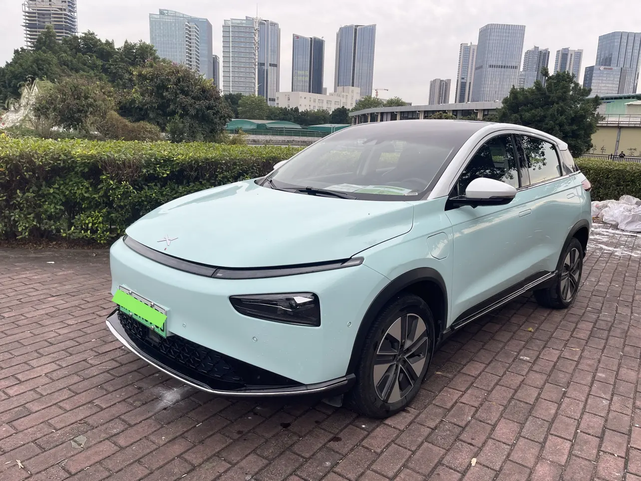 Xpeng G3  из Китая