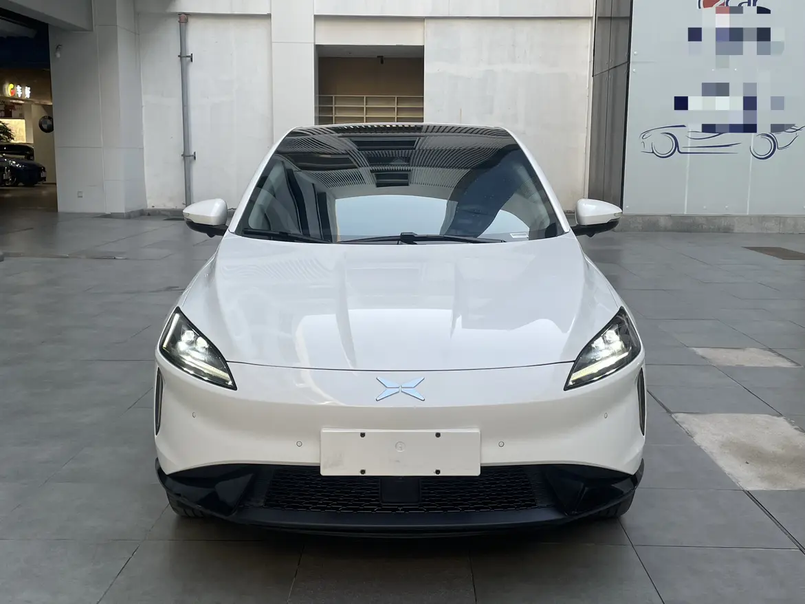 Xpeng G3  из Китая