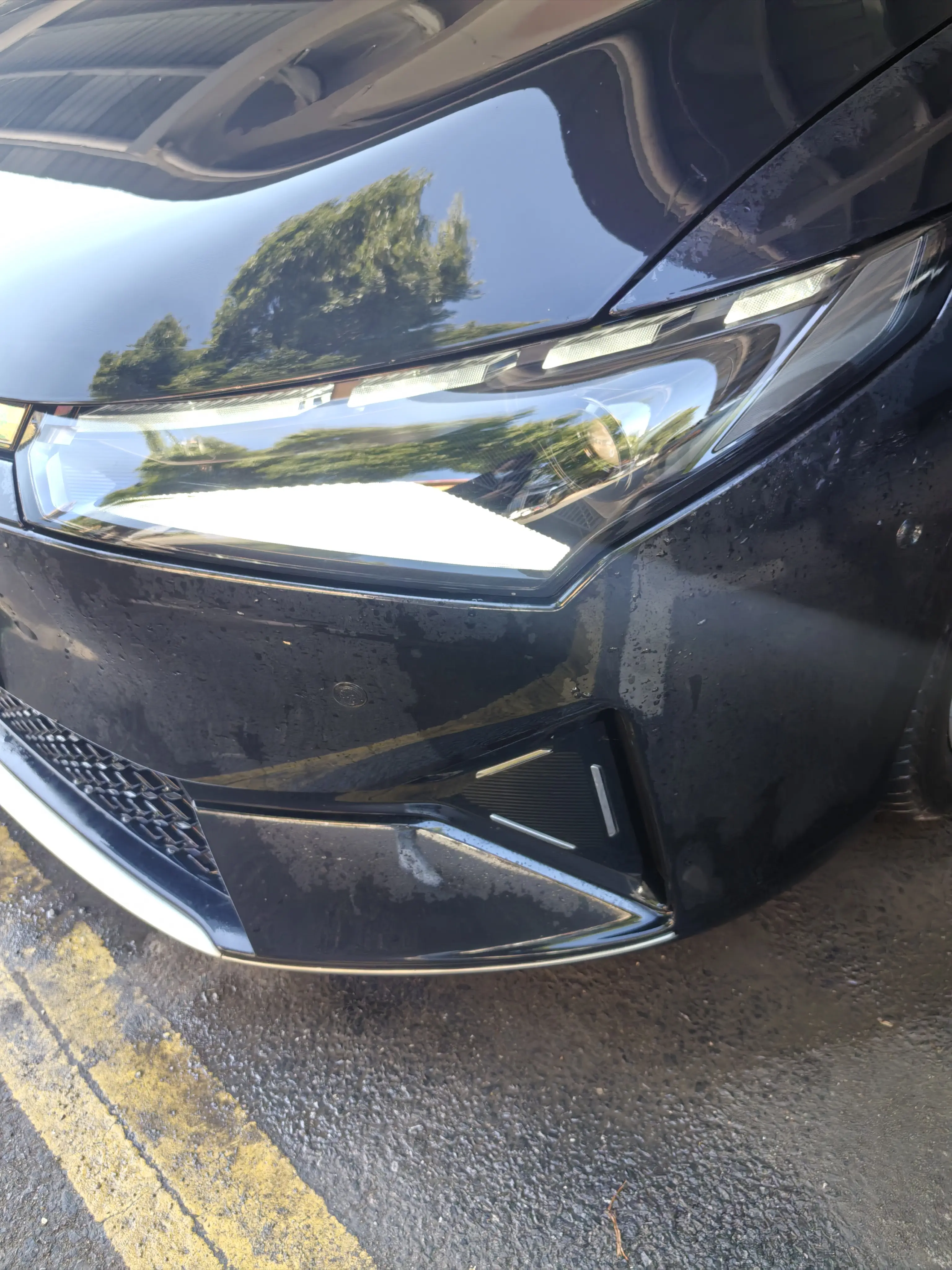 Xpeng P5  из Китая