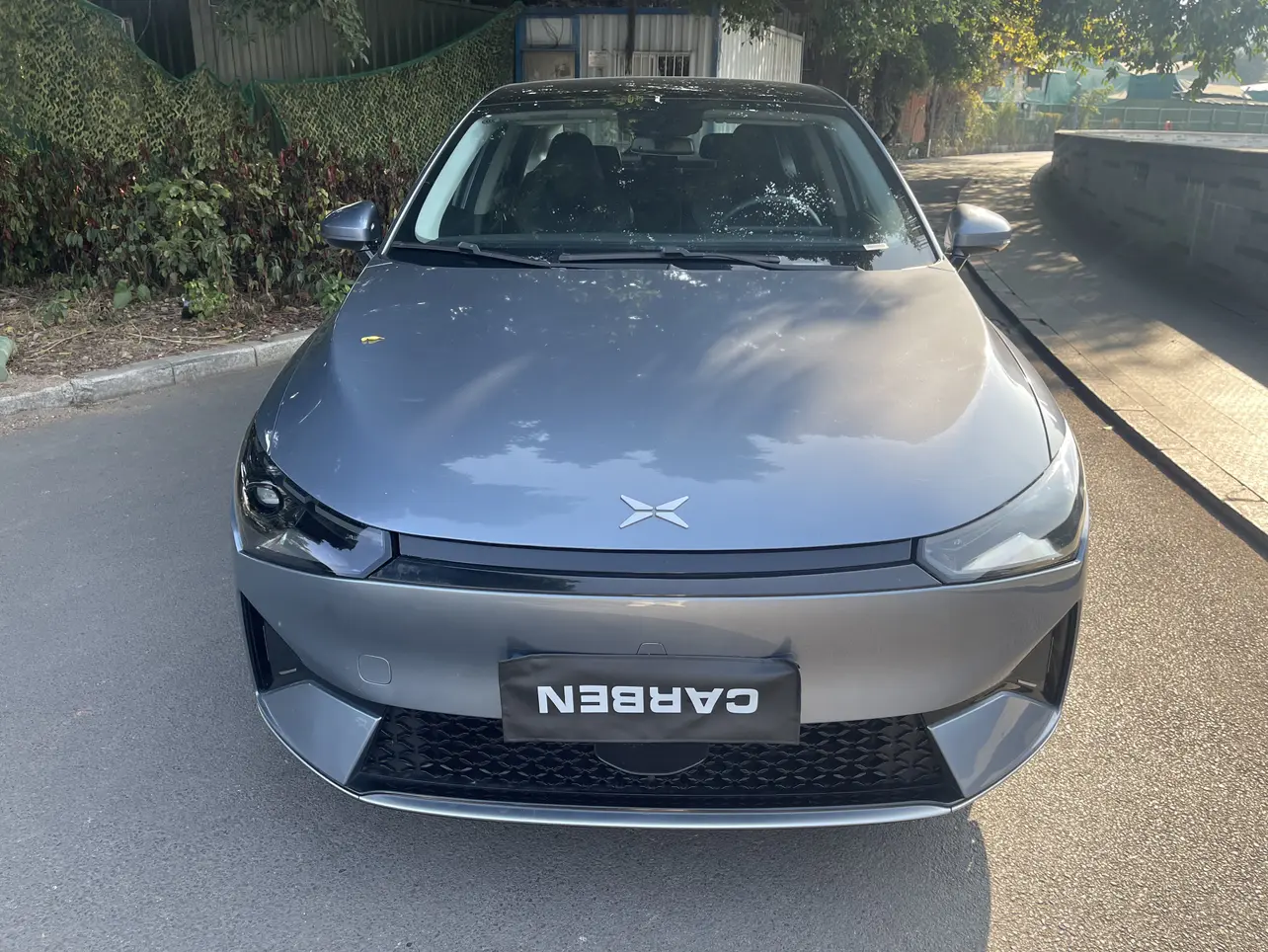 Xpeng P5  из Китая