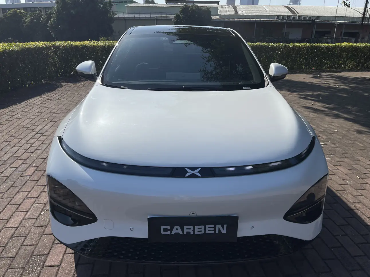 Xpeng G6  из Китая