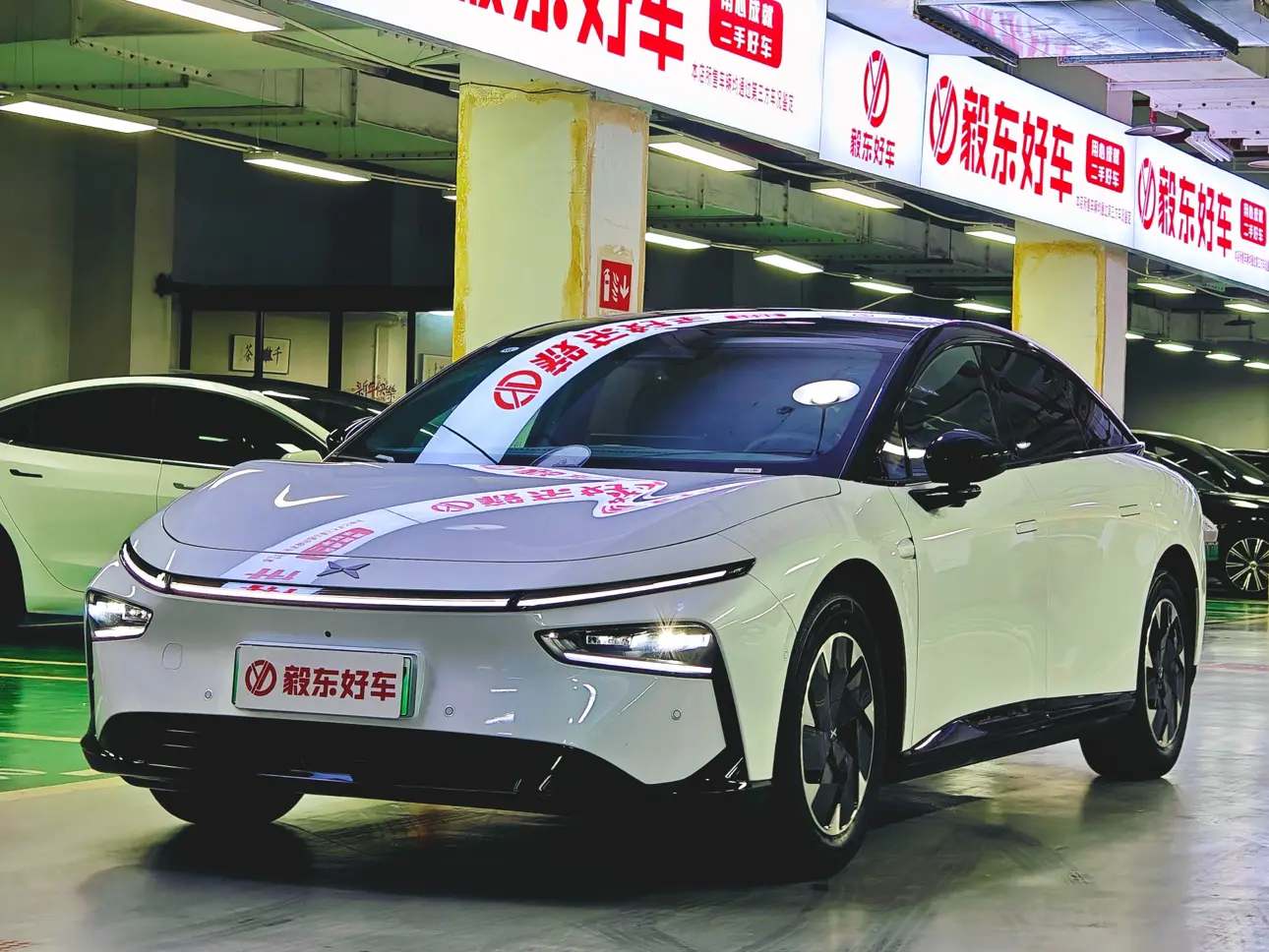 Xpeng P7+  из Китая