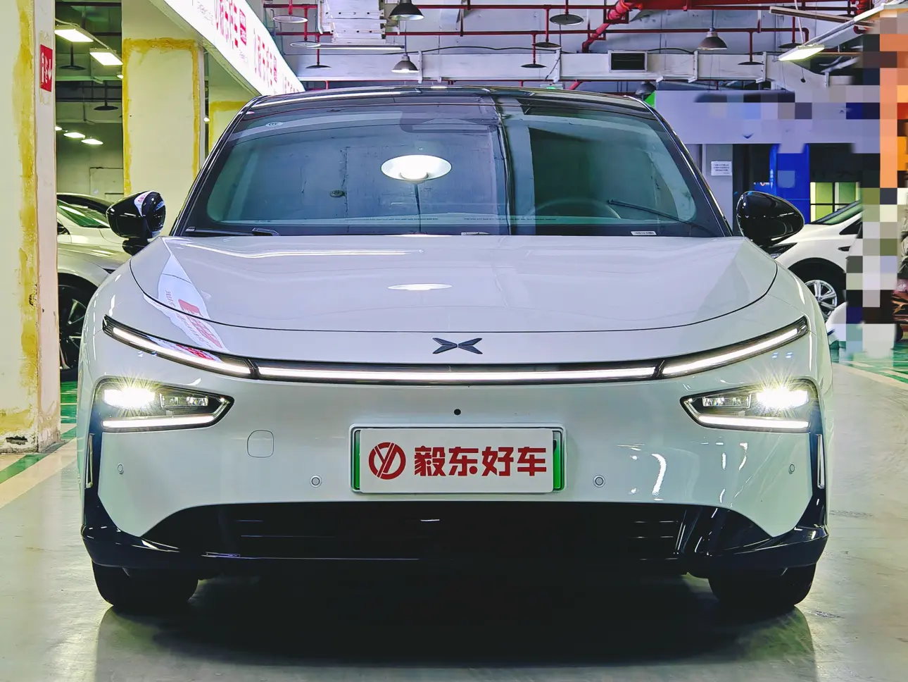 Xpeng P7+  из Китая