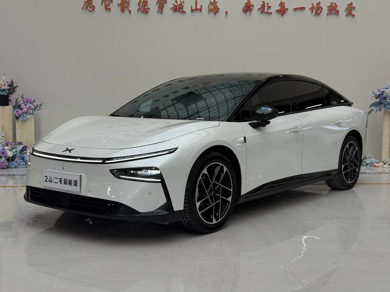 Xpeng P7+  из Китая