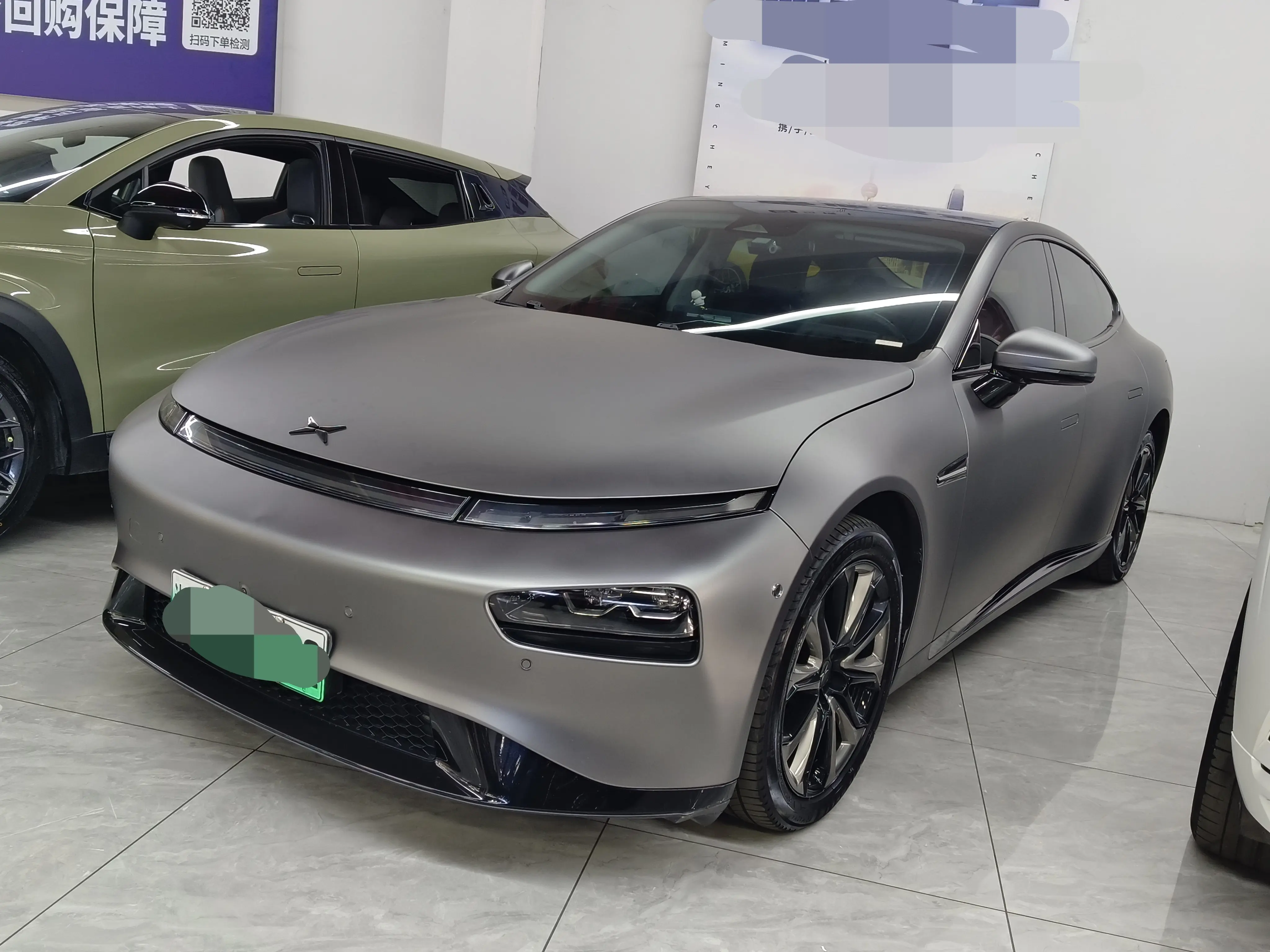 Xpeng P7  из Китая