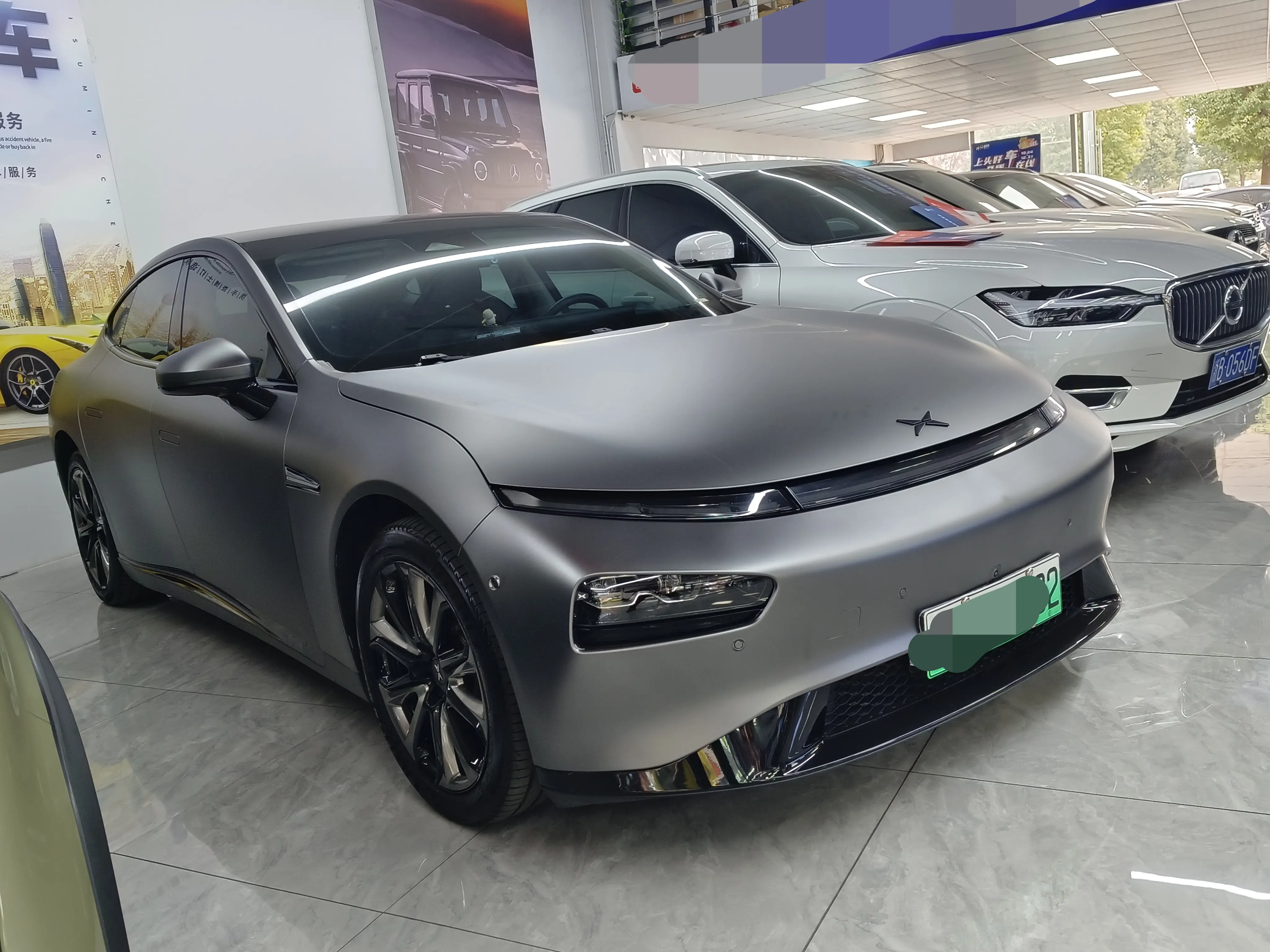 Xpeng P7  из Китая