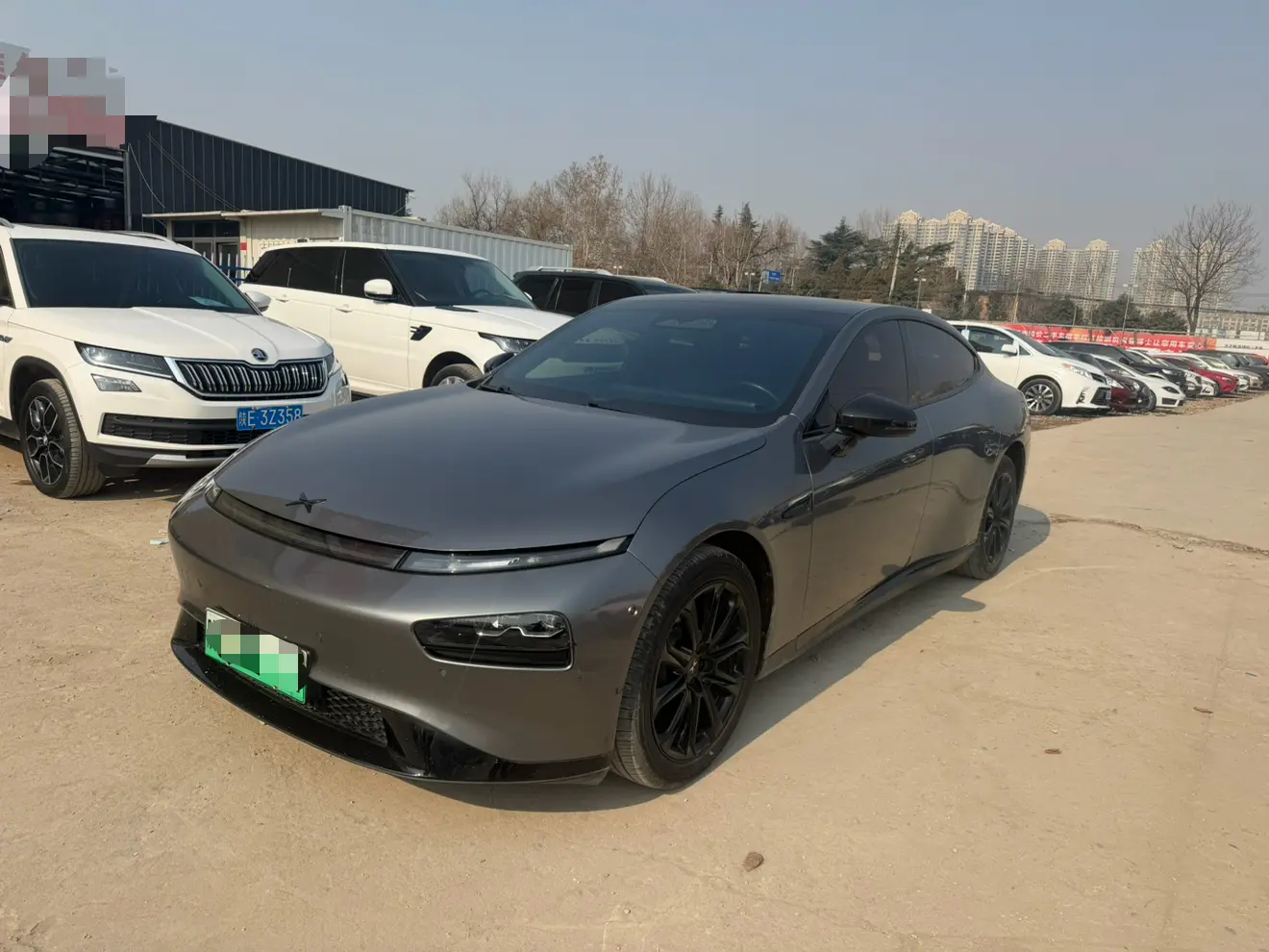 Xpeng P7  из Китая