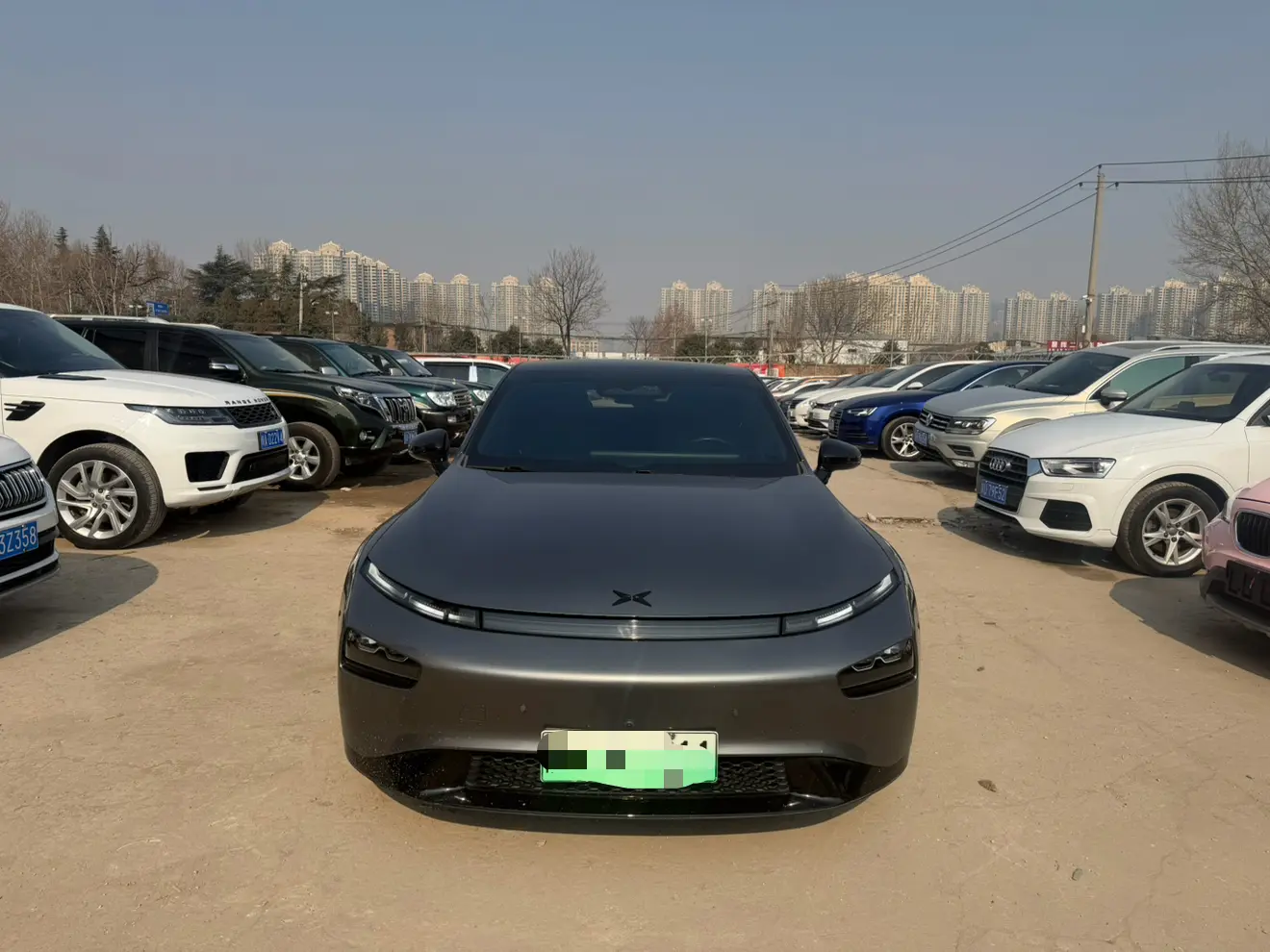 Xpeng P7  из Китая