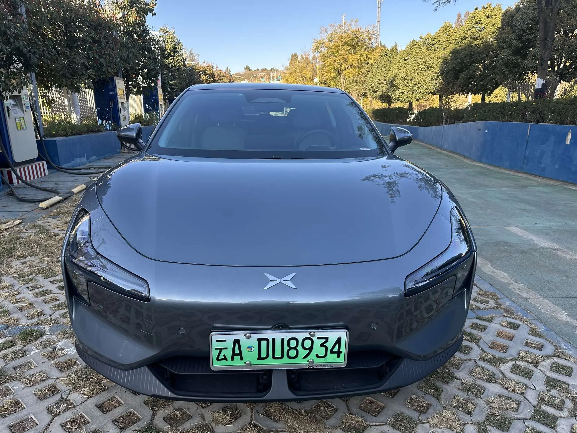 Xpeng Xiaopeng MONA M03  из Китая