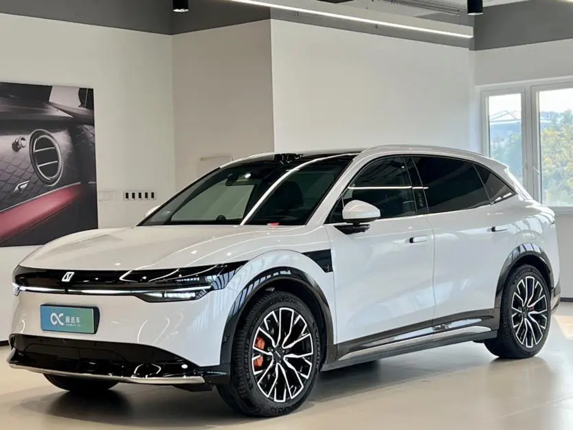 ZEEKR 7X  из Китая