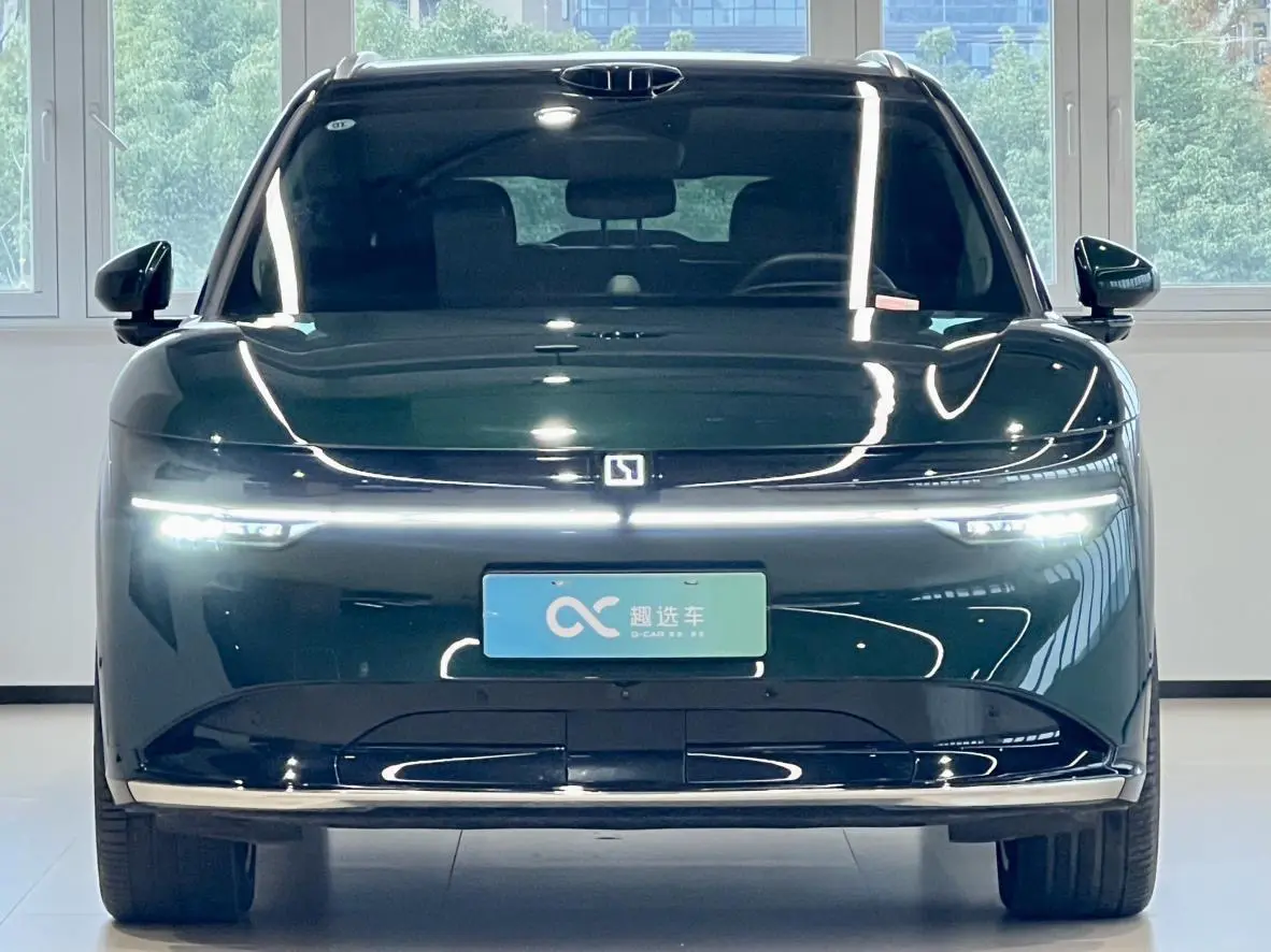 ZEEKR 7X  из Китая