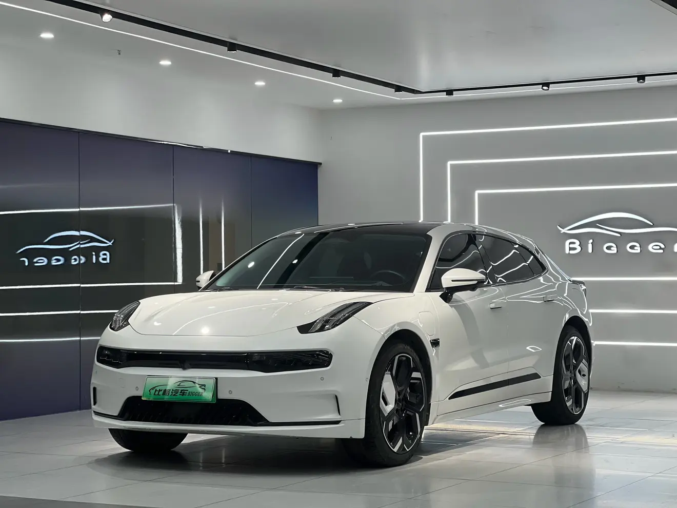 ZEEKR 001  из Китая