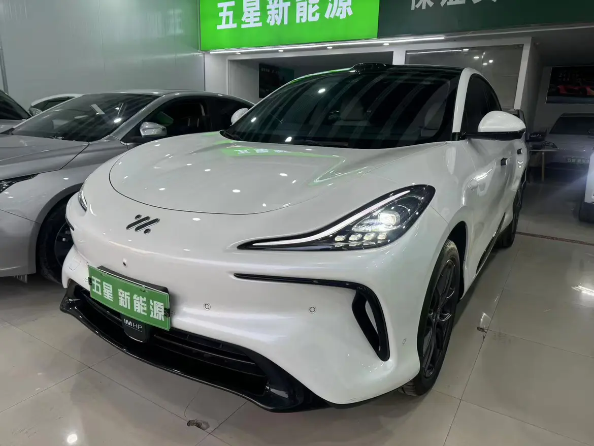 Zhiji LS6  из Китая