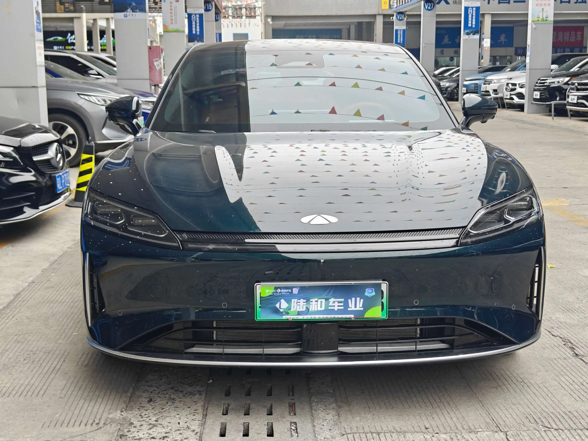 Chery Fengyun A9L  из Китая