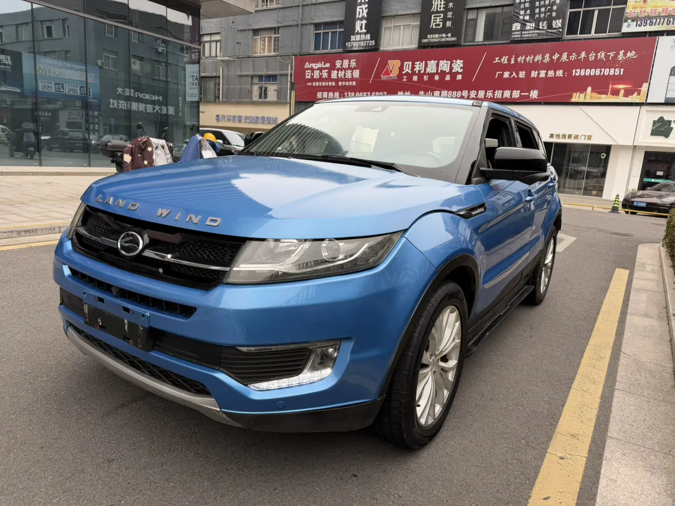 Lu Feng Landwind X7  из Китая
