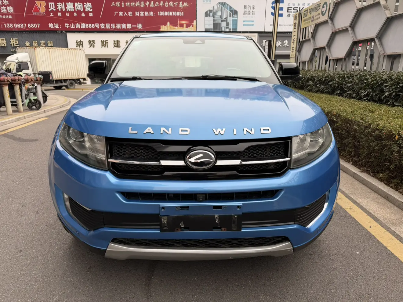 Lu Feng Landwind X7  из Китая