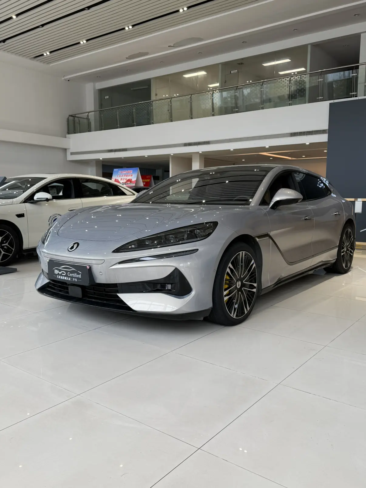 Denza DENGZH9GT DM  из Китая