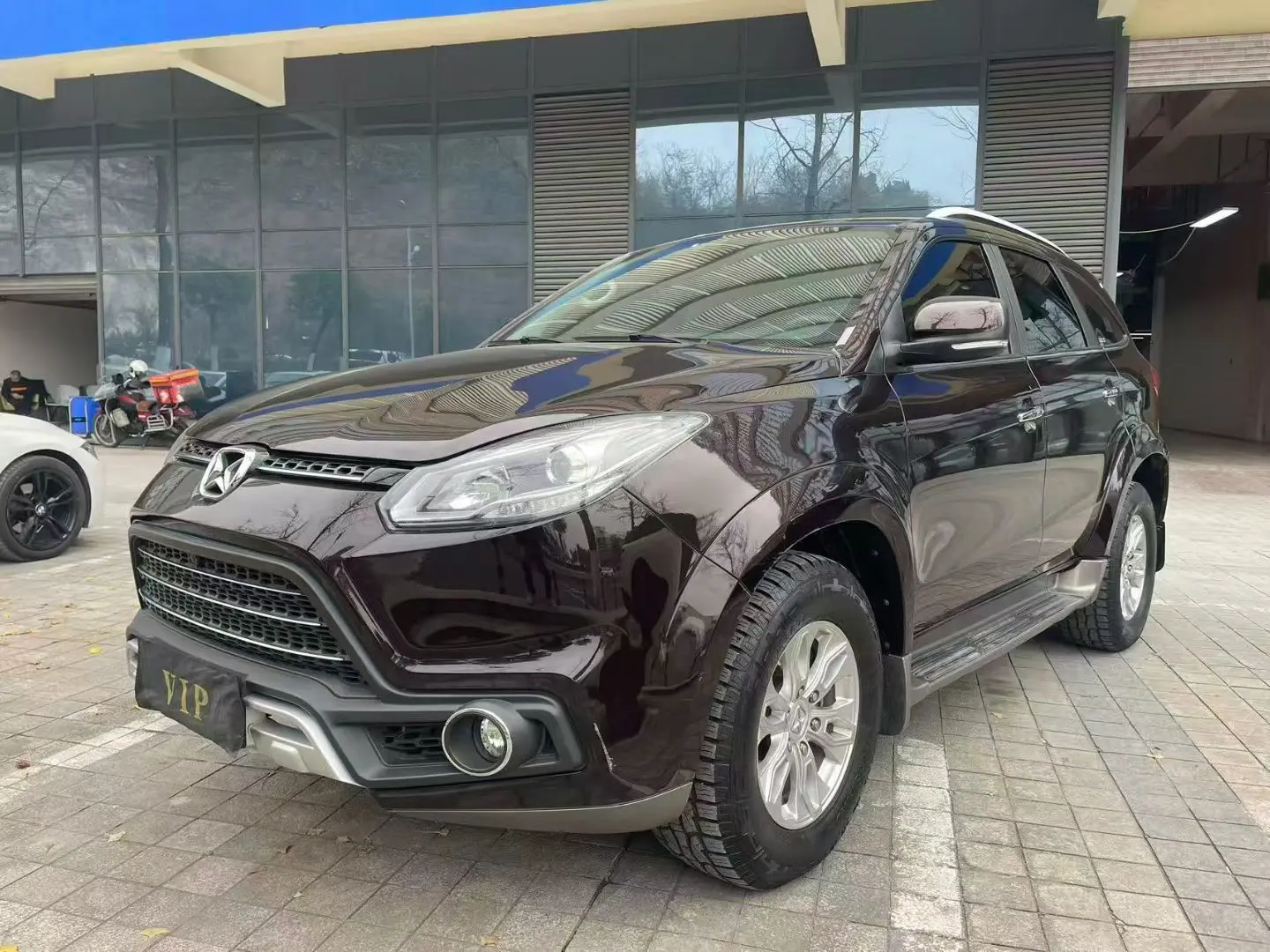 Yu Sheng Yusheng S350  из Китая