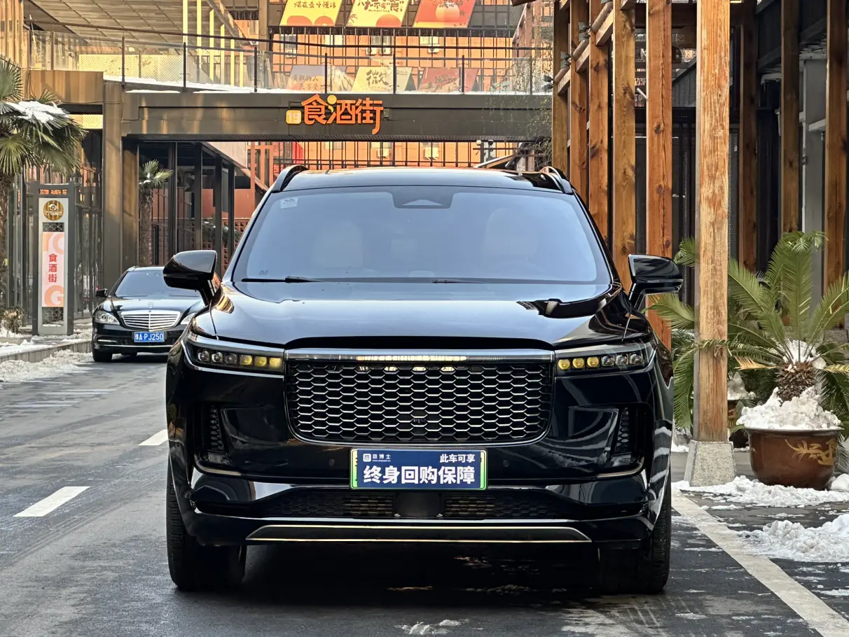 Li ONE (Ideal ONE)  из Китая