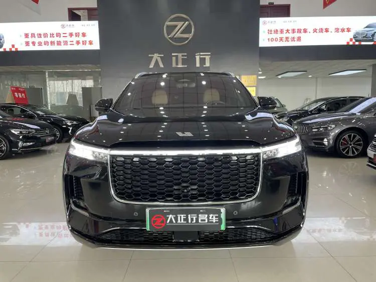 Li ONE (Ideal ONE)  из Китая