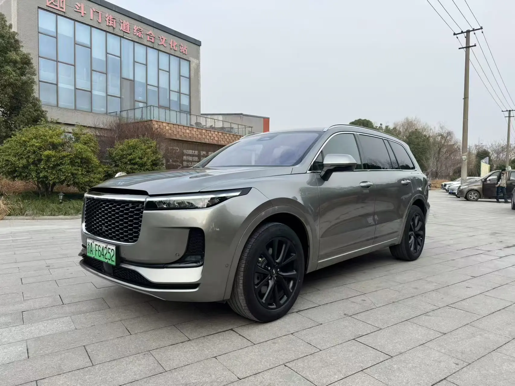 Li ONE (Ideal ONE)  из Китая