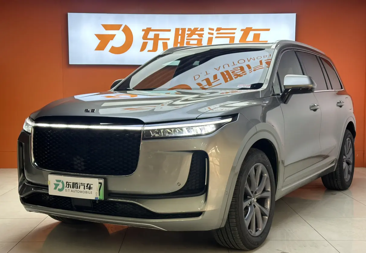 Li ONE (Ideal ONE)  из Китая