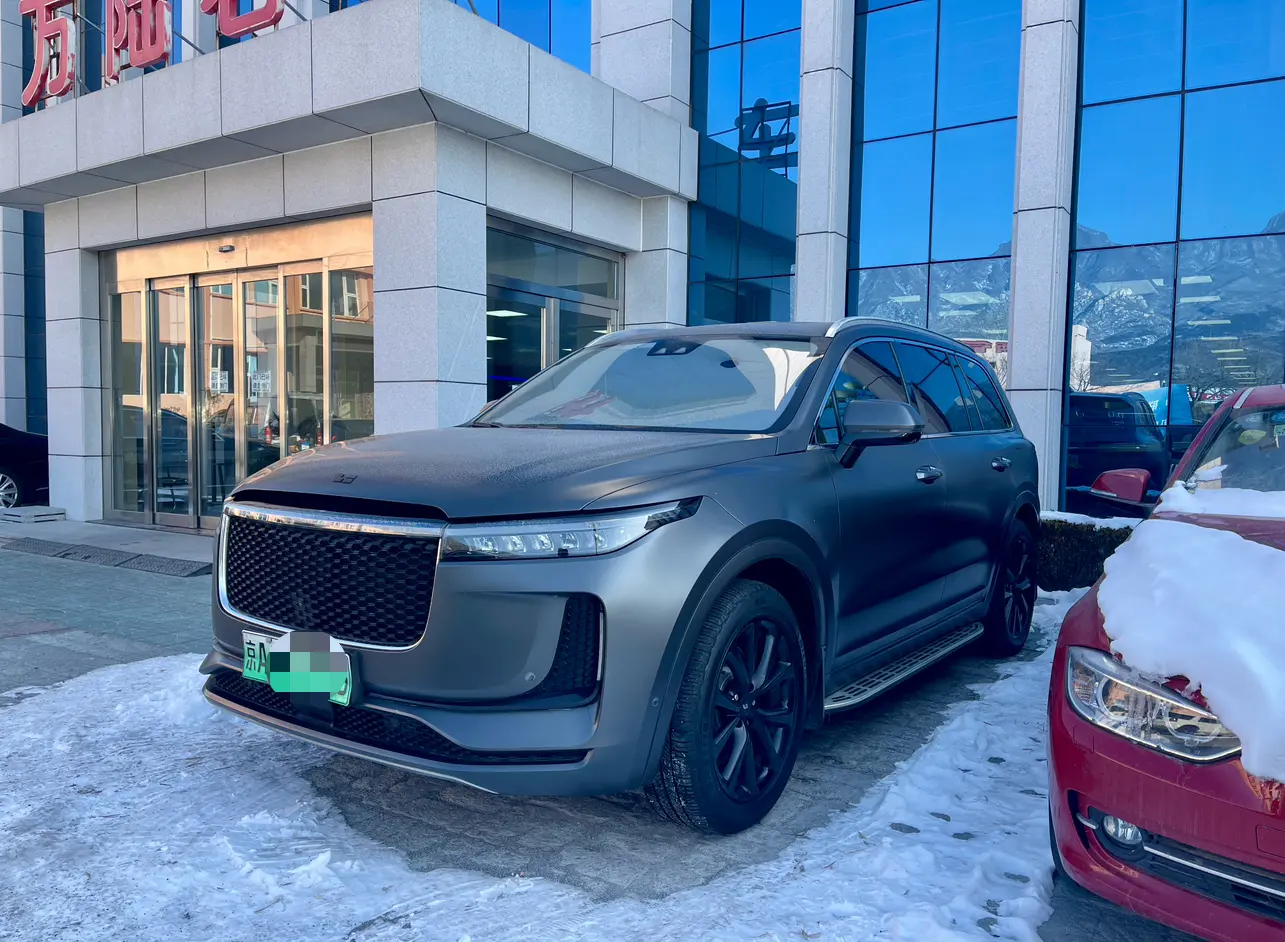 Li ONE (Ideal ONE)  из Китая