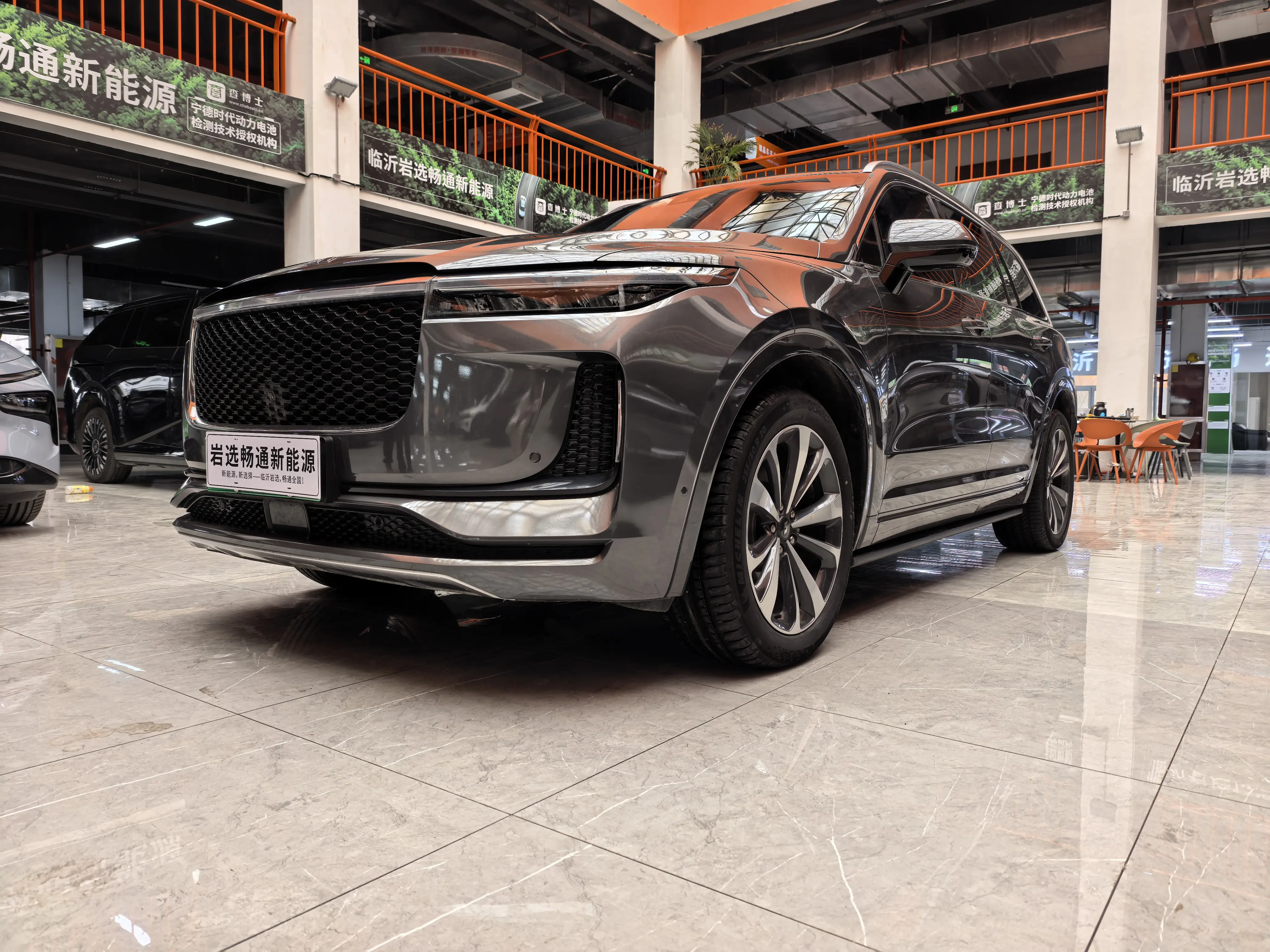 Li ONE (Ideal ONE)  из Китая