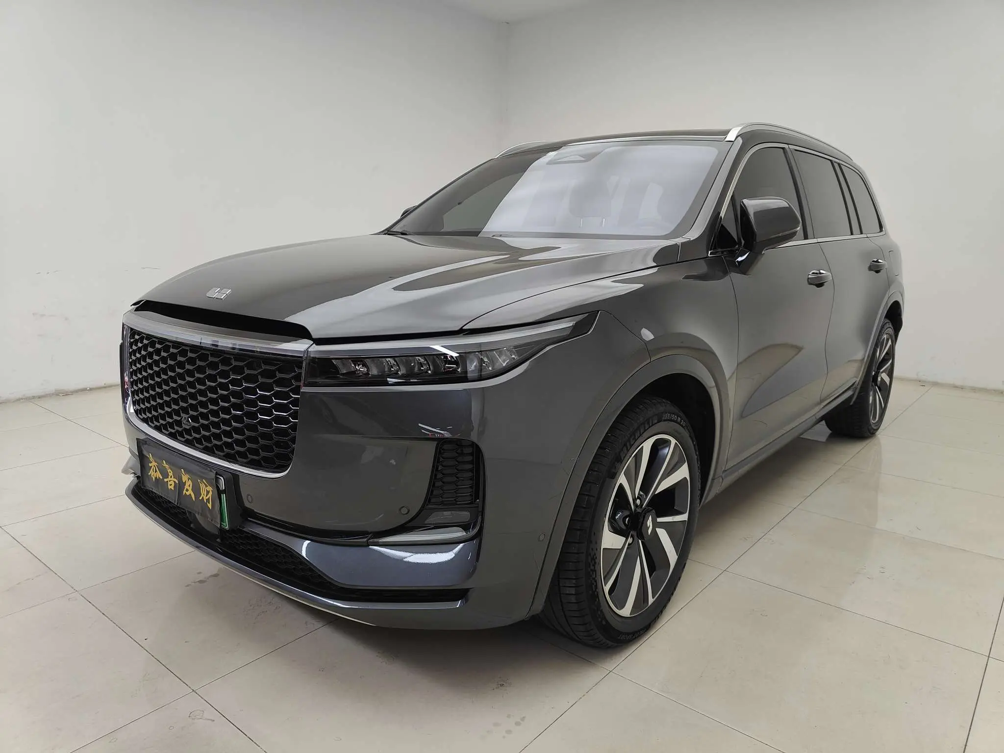 Li ONE (Ideal ONE)  из Китая