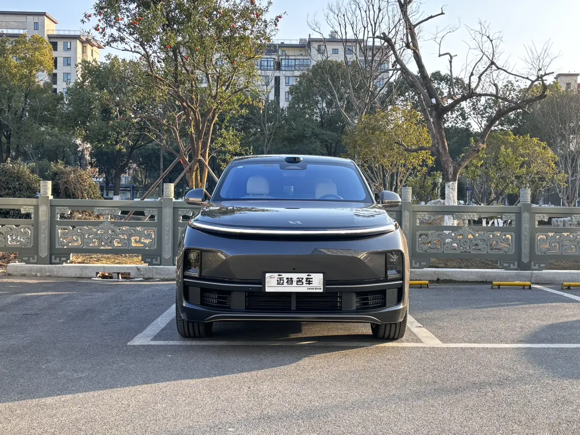 Li L9 (Ideal L9)  из Китая