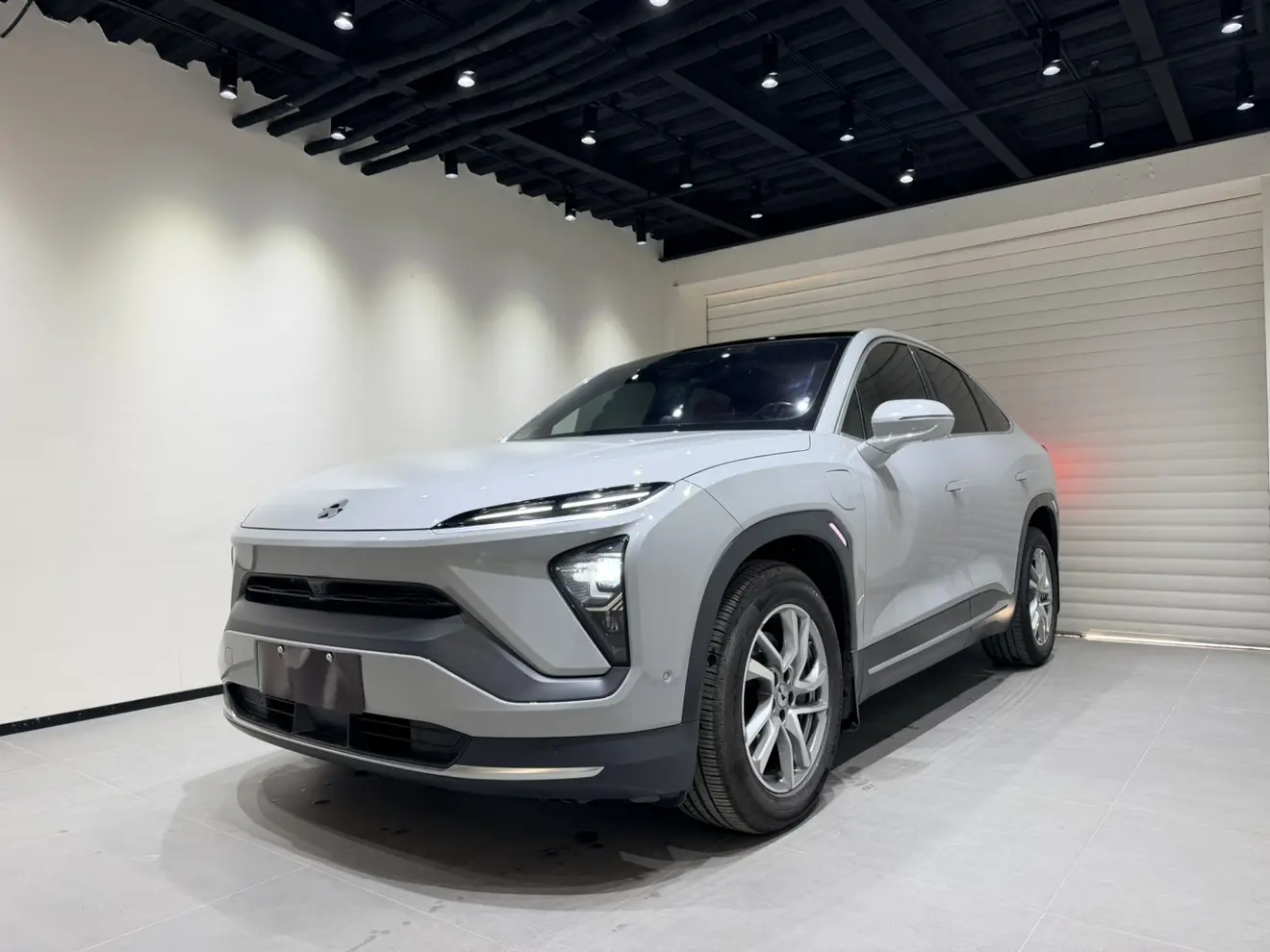 NIO EC6  из Китая