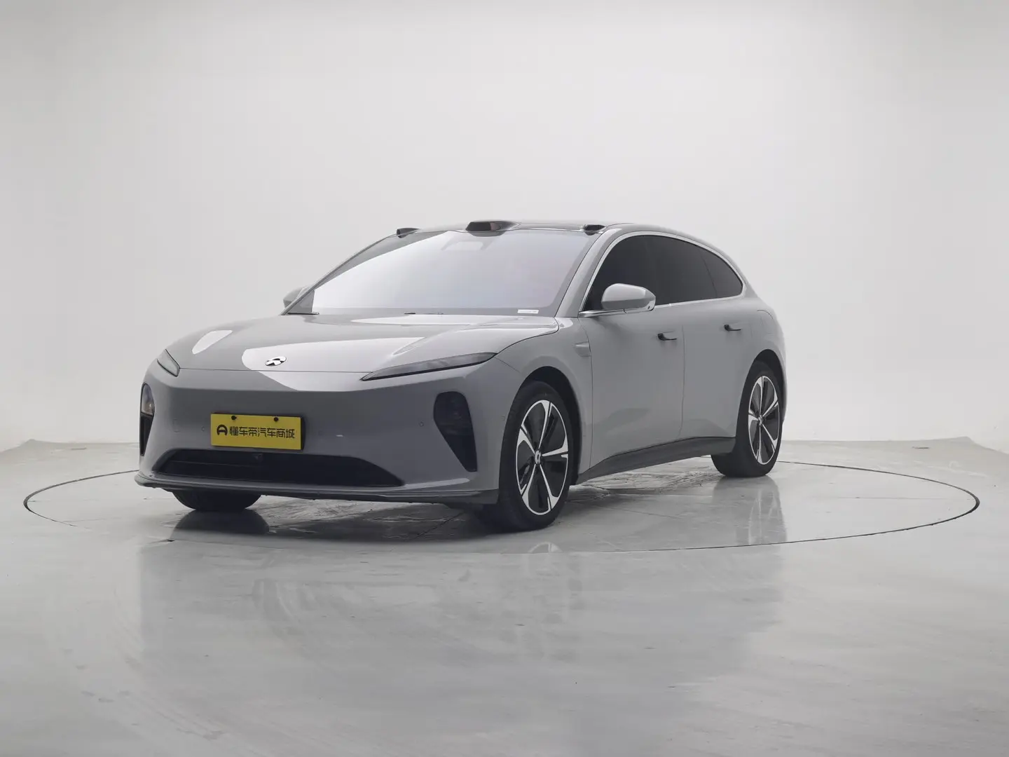 NIO ET5T  из Китая