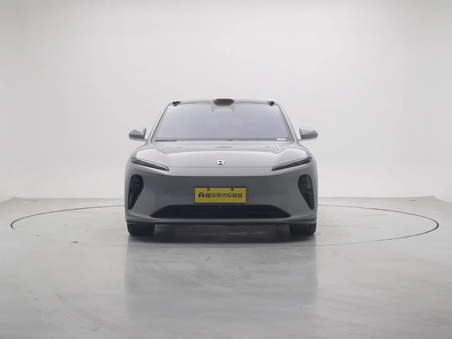 NIO ET5T  из Китая