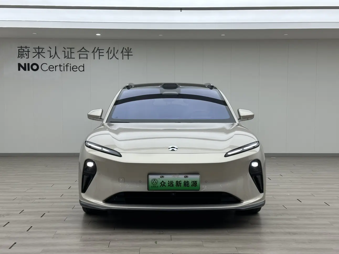 NIO ET5T  из Китая