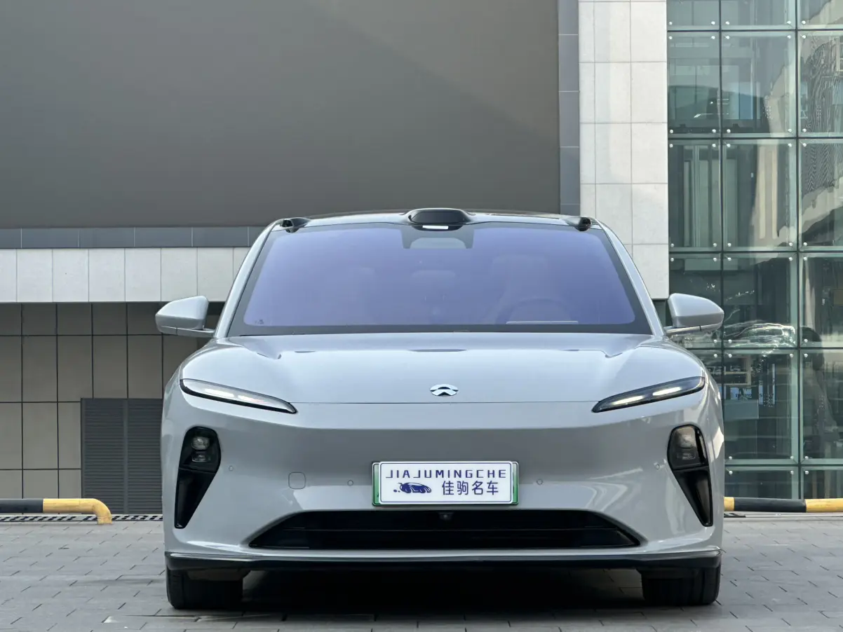 NIO ET5T  из Китая