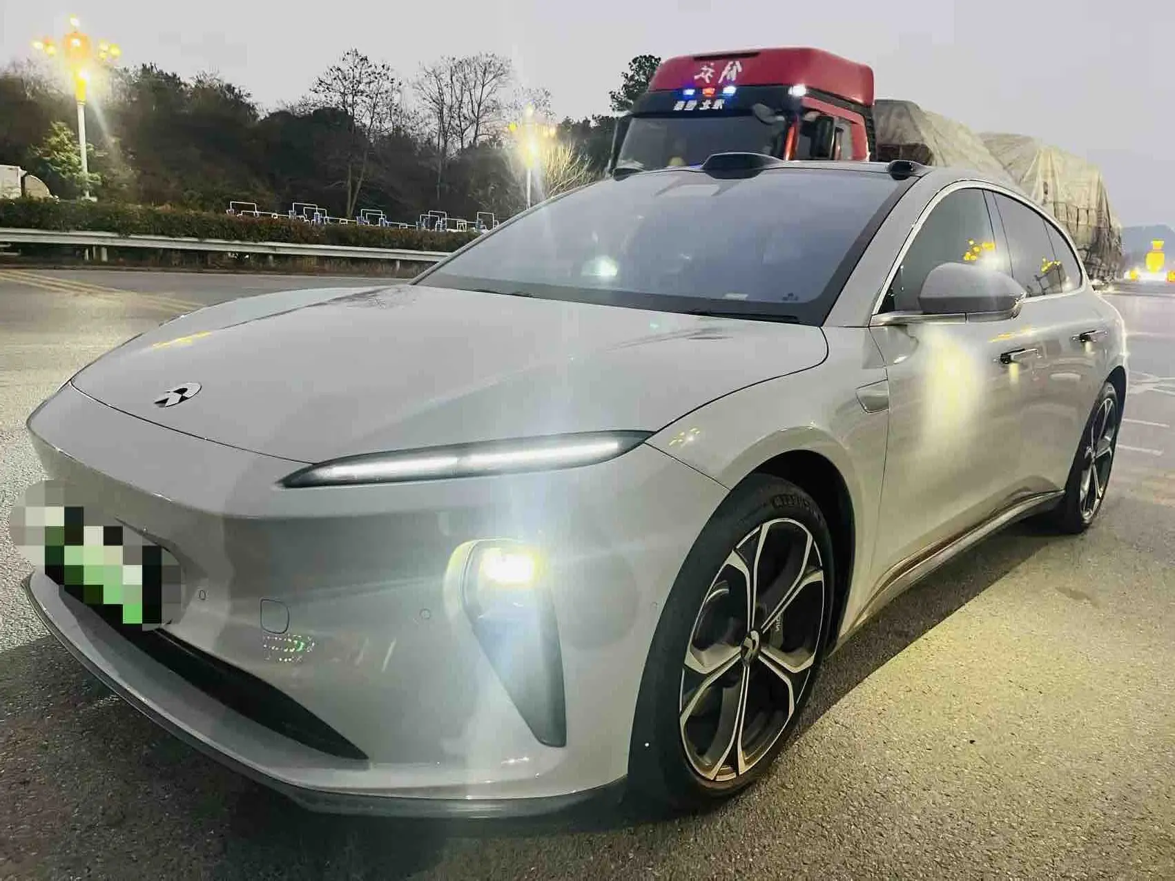 NIO ET5T  из Китая