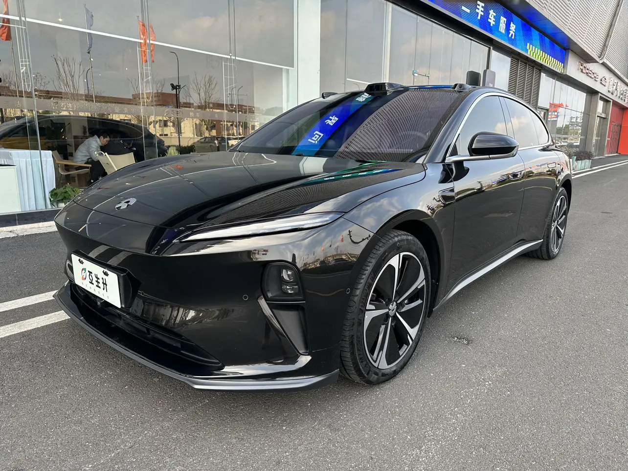 NIO ET5T  из Китая
