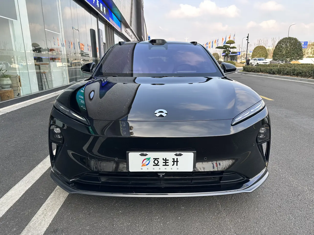 NIO ET5T  из Китая